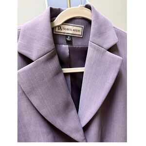 TRAVIS AYERS Women's Purple Blazer Size 8 Double Breasted‎